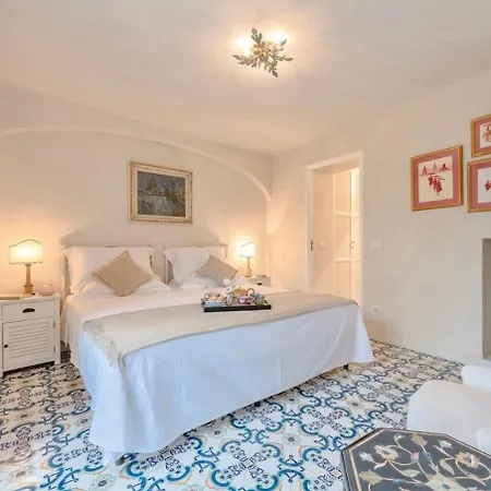 Appartamento Albachiara Up To 8 Guests